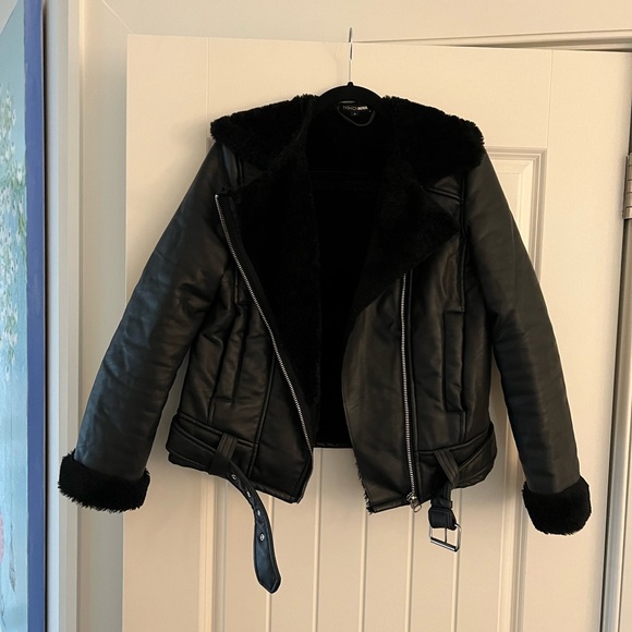 Fashion Nova "Chic Bad Ass Faux Leather Jacket" shearling - size small - Picture 2 of 7